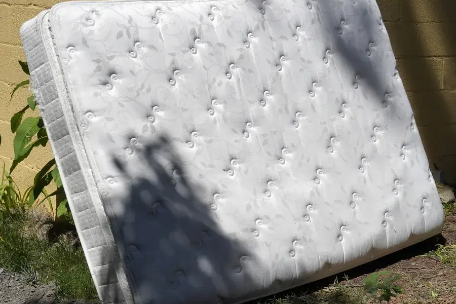 What To Expect During A Junk Furniture Removal Appointment in Commerce City, CO What To Expect During A Junk Furniture Removal Appointment in Commerce City, CO